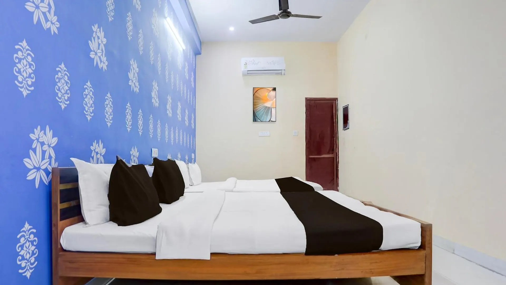 Hotel O Vista Inn Βαρανάσι