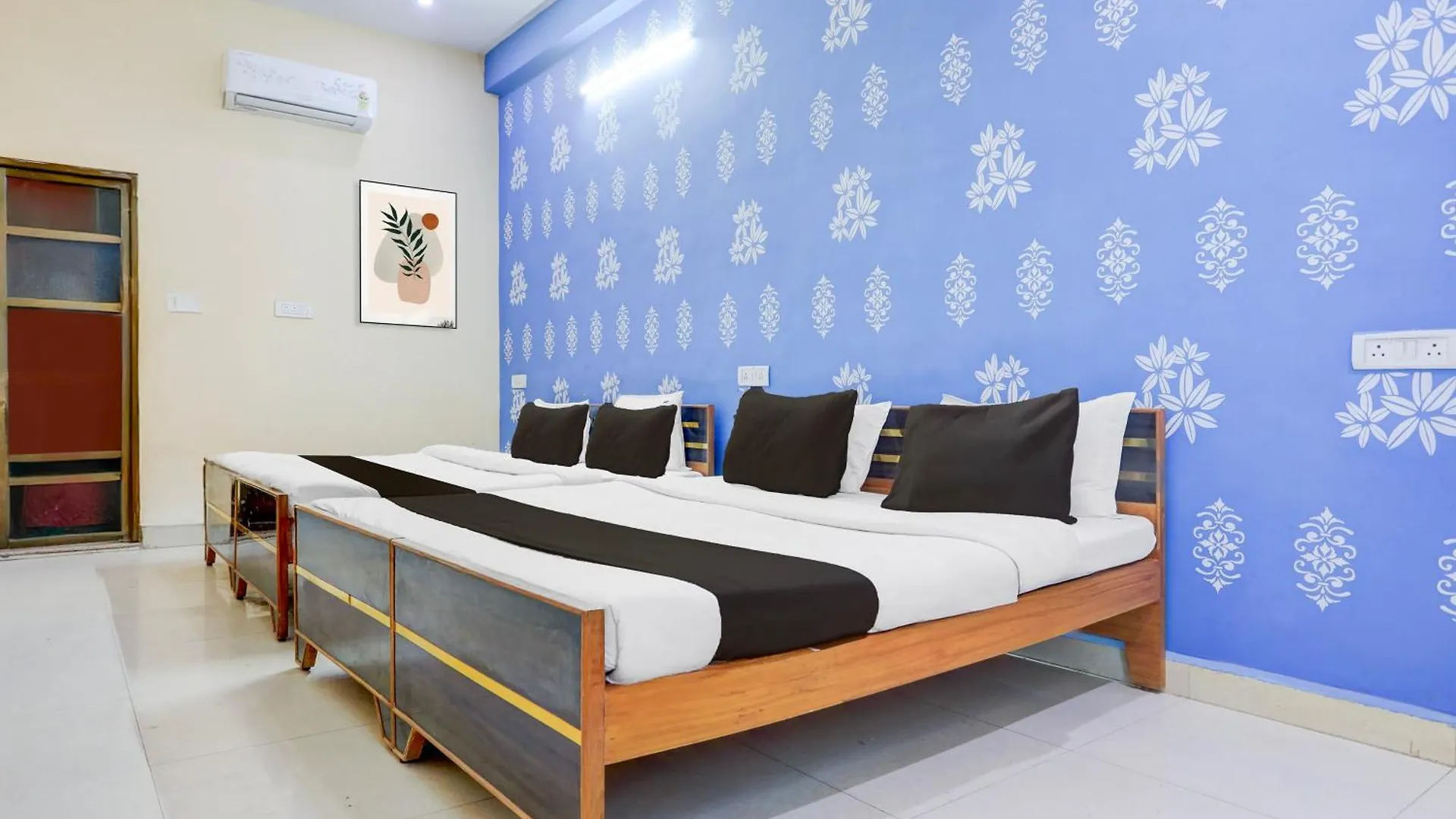 Hotel O Vista Inn Βαρανάσι